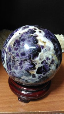 天然夢幻紫水晶球~附座~1.3公斤