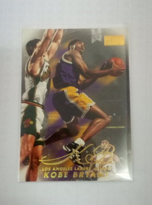 98-99 SkyBox Premium  #44 - Kobe Bryant