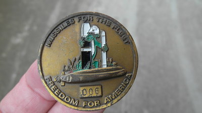 美國---海軍----軍艦-----紀念銅章----紀念幣----直徑4公分---飛彈---潛艦