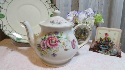 紫丁香歐陸古物雜貨♥英國vintage sadler花朵茶壺