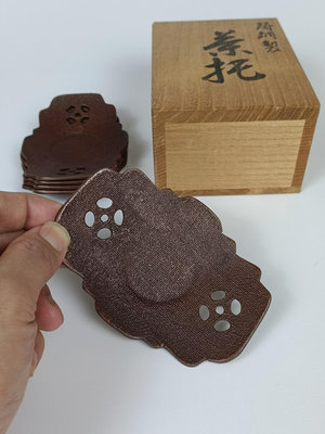 日本鑄銅茶托金工師作木瓜形托布紋杯墊五客一套帶原箱回流茶具