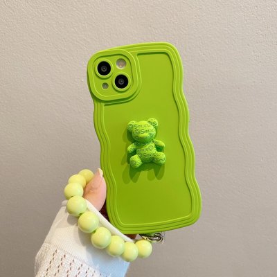 適用iPhone14波浪綠色小熊珠子手鍊手機殼XR蘋果13愛心軟殼保護套-極巧