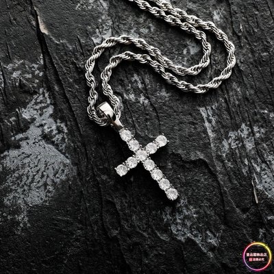 金澳歐美嘻哈保色電鍍馬思唯同款十字架吊墜項鏈男女說唱簡約配飾