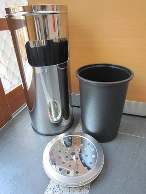 RILI-S- 不銹鋼煙灰缸直立式垃圾桶