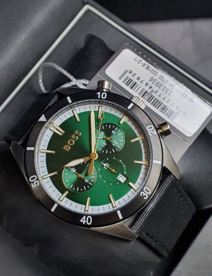 HUGO BOSS Santiago 綠色面錶盤 黑色皮革錶帶 石英 三眼計時 男士手錶 1513936