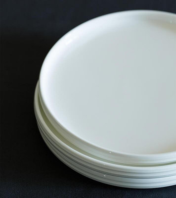 妙HOME純白浮雕骨瓷盤子美式簡約螺紋家用碟子西餐盤甜品盤