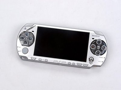 PSP 3007主機 黑白金屬機+第二個電池+8G記憶卡+全套配件+線上售後服務+保固一年+品質保證