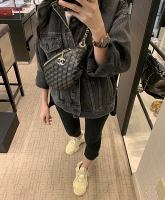 Chanel AS0836 Chanel Bi Quilted Waist Bag 小牛皮格紋鍊帶腰包 黑