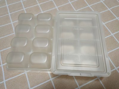 （二手）Richell 製冰盒 副食品盒 8格 12格