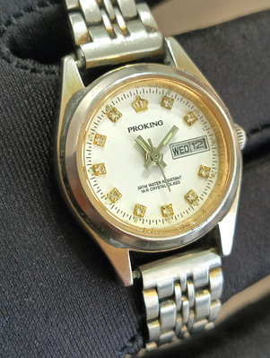 Proking 日本精品錶 簡約時尚 日本機芯 日期星期顯示 生活防水 可正常使用 女石英錶 手圍16公分