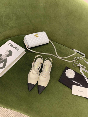 高品質 全套包裝+紙箱Chanel 專柜同步新品珍珠鏈條涼鞋 這個神仙鞋子上腳真的不要太好看簡直無敵了能把腳NO21251