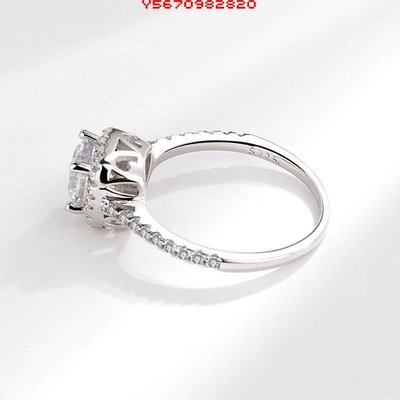 925純銀莫桑石戒指女時尚氣質1克拉方包璀璨求婚結婚鉆戒紀念禮物