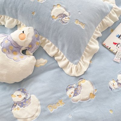 限時促銷可愛鴨子刺繡加厚牛奶絨四件套秋冬保暖珊瑚絨被套卡通風床上用品