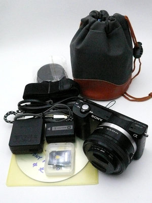*生活分享* Sony A5000 + 16-50mm 電動變焦鏡 - 附收納袋 + 薄框UV鏡 -