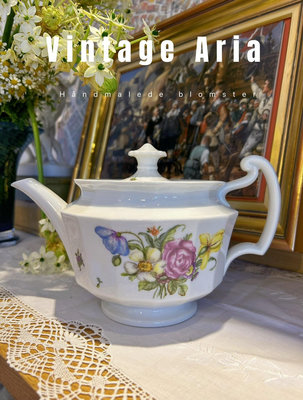 【二手】丹麥皇家哥本哈根百年玫瑰手繪花朵紅茶壺，劃標款，1 回流 收藏 中古瓷器 【天地通】-729