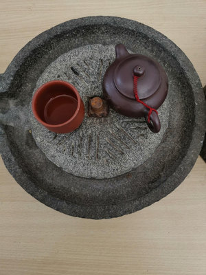 【二手】自用石磨 直徑約31cm 改做茶盤 別具情調 品相如圖 二手20745【百草巷】古玩 收藏 古董