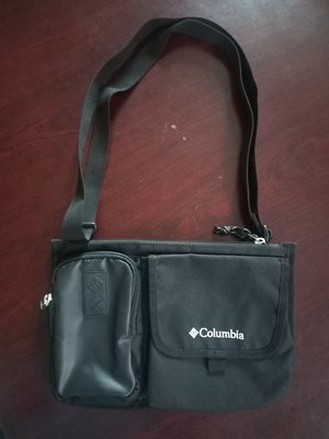 Columbia Black Sling Bag黑色側背包/單肩背包
