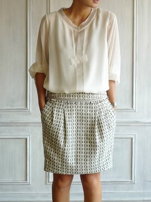 全新轉賣 KiiTO boutique Vous H. 法國品牌 羊毛呢雙口袋打折短裙