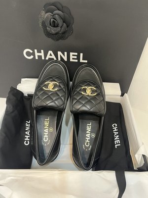 Chanel 樂福鞋