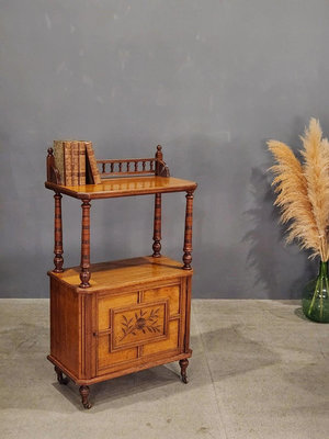 19世紀 英國 高品質 桃花心木 花葉 細膩雕刻 瓷輪 邊櫃 邊桌 黑膠櫃  古董層架 ca1019⚜️卡卡頌 歐洲古董⚜️✬