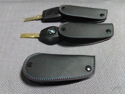 BMW 鑰匙皮套 E46.E38.E39.E83 X3 E53 X5(E60.E61前期）紅藍雙色縫線 鑰匙包 Montana皮革製作