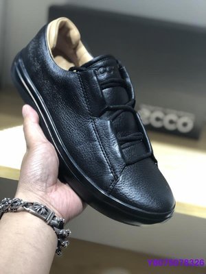 ECCO愛步 厚底男鞋 休閒鞋 舒適透氣抗震 黑色