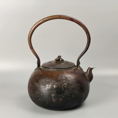 。本間琢齋造日本斑紫銅壺。日本銅壺日本老銅壺。蓮