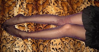☆玫瑰精品襪館☆ViVi雜誌推薦性感薄款金蔥褲襪(黑色粉紅蔥)亮絲珠光彩色光澤絲襪、超透膚絲襪、激瘦款，名模LENA最愛