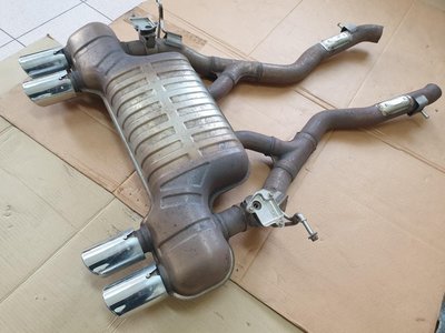BMW F80 M3 原廠排氣管