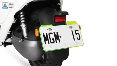 【R.S MOTO】GOGORO 2 17-18年 牌照底墊 車牌框 大牌框 壓克力牌照框 德國DMV