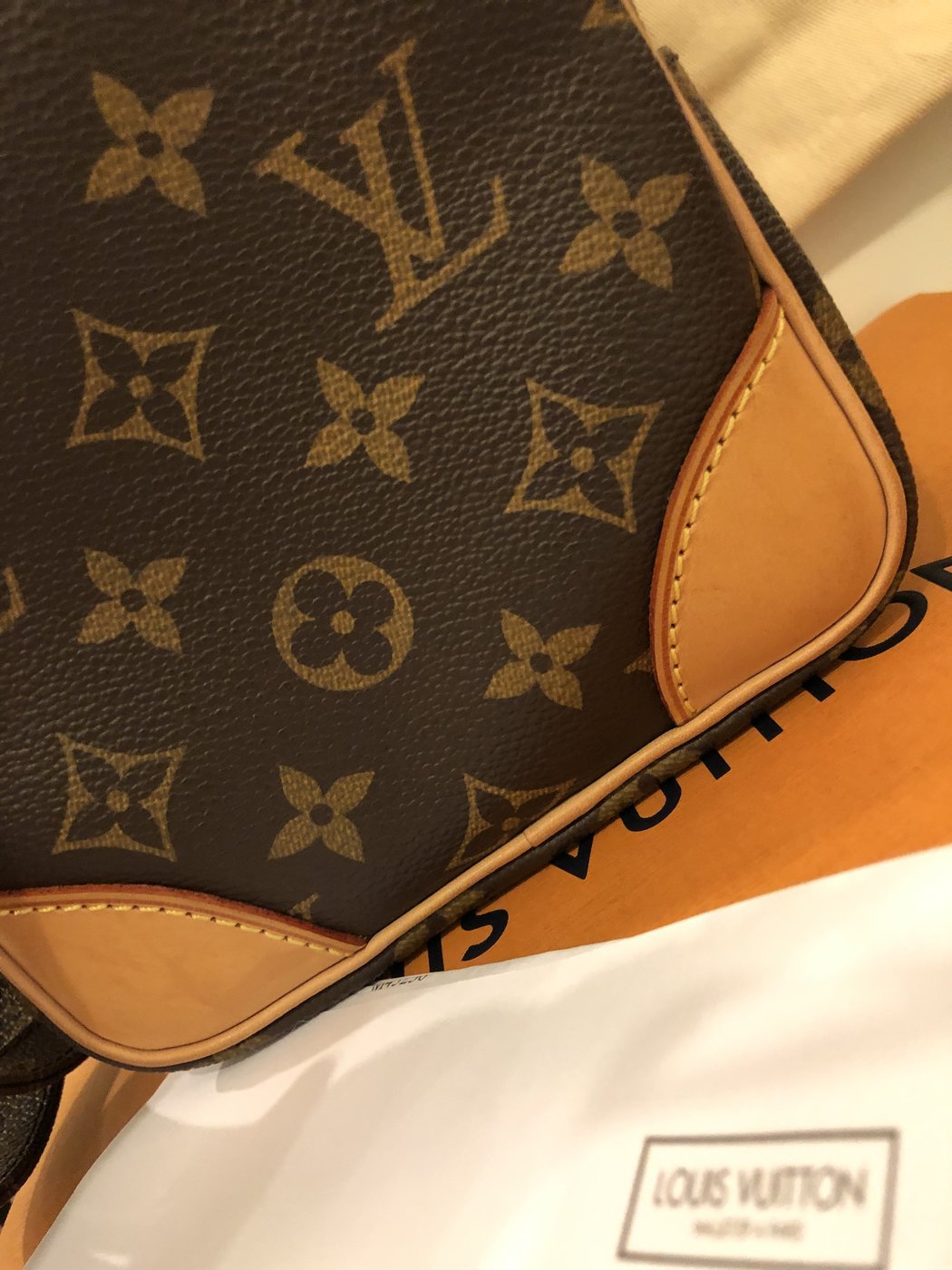 Authentic Louis Vuitton Monogram e Shoulder Cross Body Bag M45236 LV  2403G