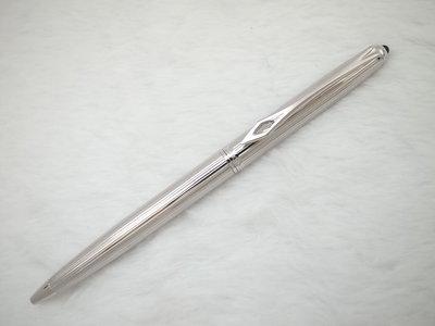 A433優雅的  MIKIMOTO 日本製 銀色條紋高級原子筆(9成新)