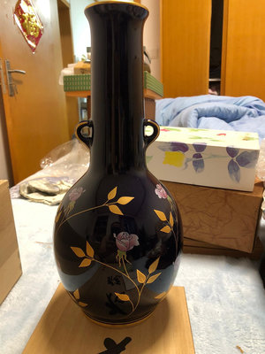 日本回流 老香蘭社 雙耳花瓶 浮雕彩繪 高31厘米 肚徑14