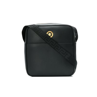 [全新真品代購-S/S21 SALE!] VERSACE 梅杜莎 黑色皮革 側背包 / 郵差包