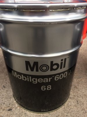 【MOBIL 美孚】Mobilgear 600 XP-68、新一代高級齒輪油、20公升裝【齒輪馬達系統】日本原裝進口