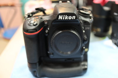 Nikon D750+原廠電池手把