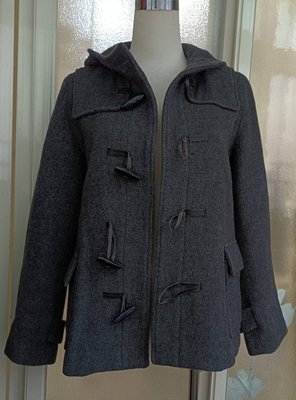 日本品牌 NATURAL BEAUTY BASIC 牛角釦羊毛短大衣  外套