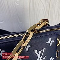 Louis Vuitton Micro speedy denim bag charm (M00546)