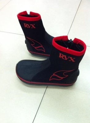 五豐釣具-最新款RVX防滑+釘鞋特價850元