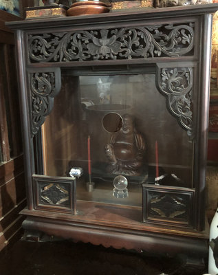 檜木「漢工體」完整完美的老神龕~不含內容物(55.6cmx66.6cmx35cm)