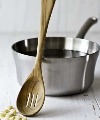 法國 Berard 畢昂 30cm  橄欖木 漏勺湯匙 橄欖木 不沾鍋的好搭檔  SKU-22474