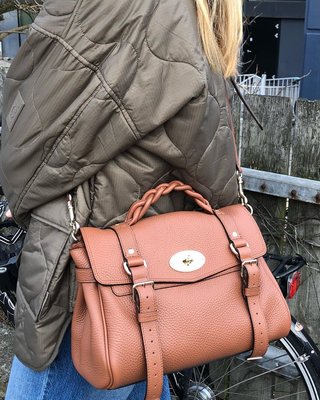 【折扣預購】24春夏正品MULBERRY Alexa Medium bag荔枝紋皮革中款 肩背包手提包 栗子棕色