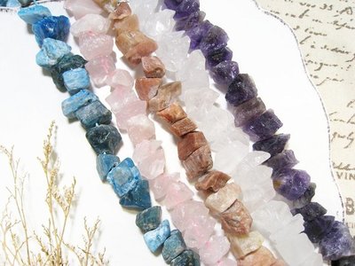 天然石DIY 天然白水晶.粉晶.藍磷灰.巴西紫水晶.太陽石原礦珠【F3733-】串珠手作飾品《晶格格的多寶格》
