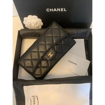 CHANEL AP0241 Y01480 C3906 CF 小羊皮 金CC LOGO 信封式長夾