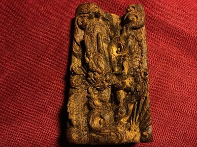 小西藏 達拉干沉香 早期大師李鳳榮純手工雕刻 九分沉 1沒有佩戴過 一直存放在養珠盒內重14.5公克