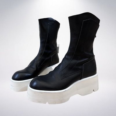 Julius_7 後拉鏈 黑白 牛皮靴 高端 暗黑 日本製 vibram 增高 厚底 長靴