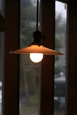 [ 裏山 古物 ] 日本 古道具 乳白玻璃笠型燈罩