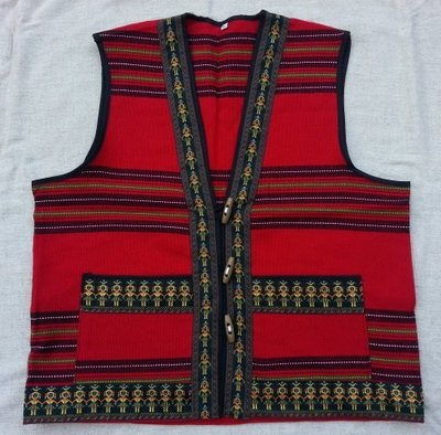 融藝製造 -- 原住民服飾 -- 原住民圖騰背心. 原住民圖紋背心 -- 390元