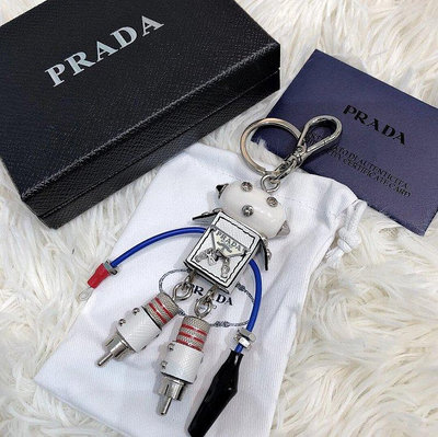 【智哥優選】二手全新 Prada/普拉達 太空機器人鑰匙扣 車用扣 機器人掛件 掛飾 情侶鑰匙圈 鑰匙環 包配飾