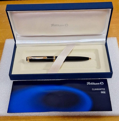 【近新美筆】PELIKAN 百利金 / K600 金夾黑桿大型原子筆 (95%新) / 德國製 盒單齊全 / 贈送原廠原子筆芯 非常新 非常漂亮的一支筆